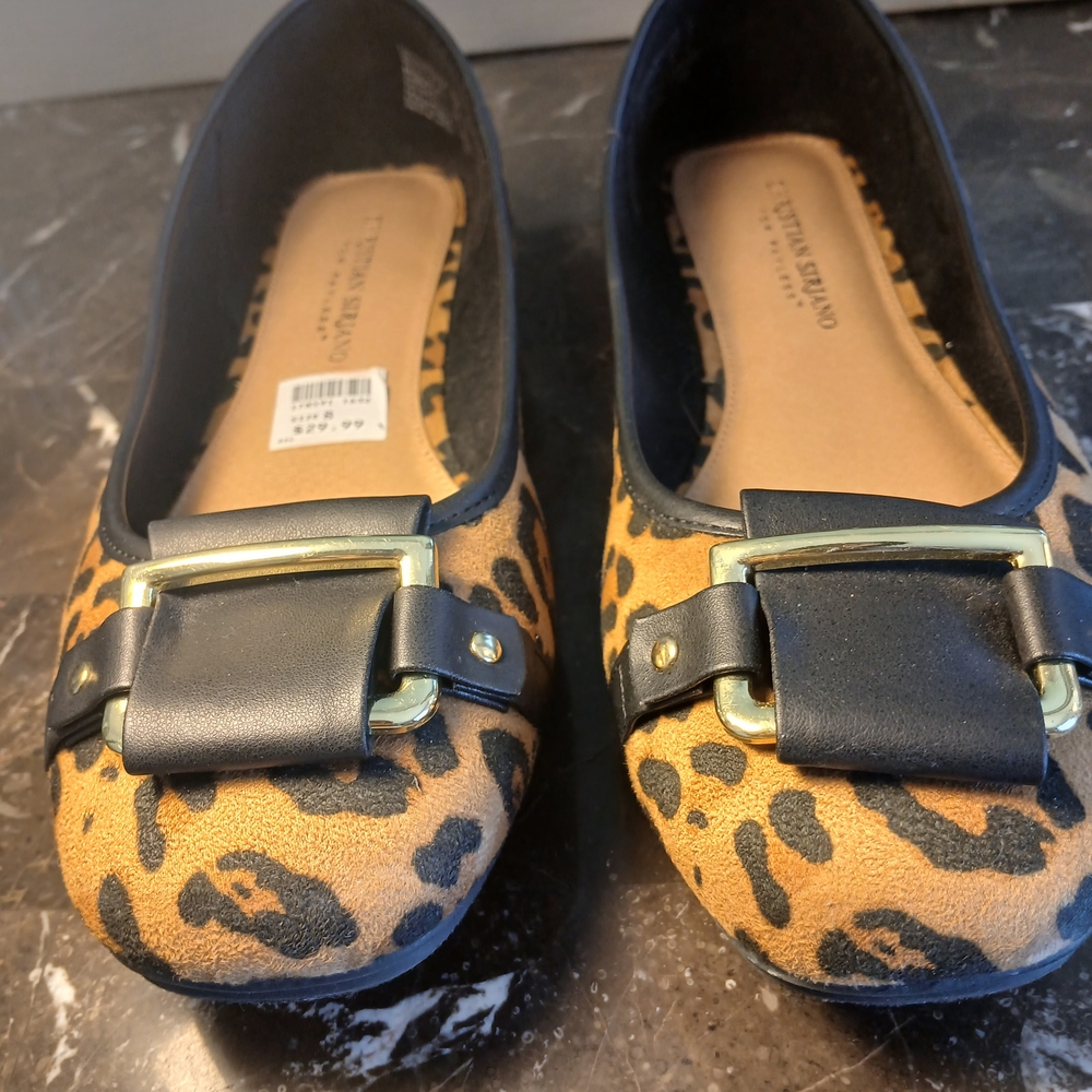 Christian Siriano Leopard Print Flats with Gold Buckle - Picture 5 of 11
